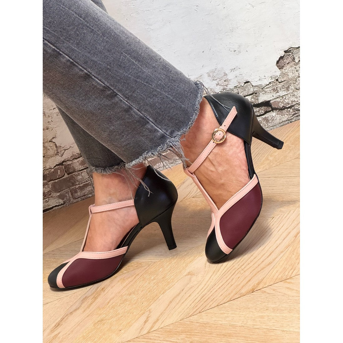 RETRÒ T-BAR HEELS