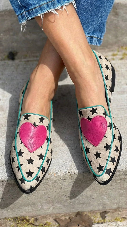 Mocassin met hartjesprint