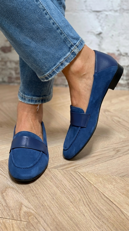Essentiële mocassin met voorband