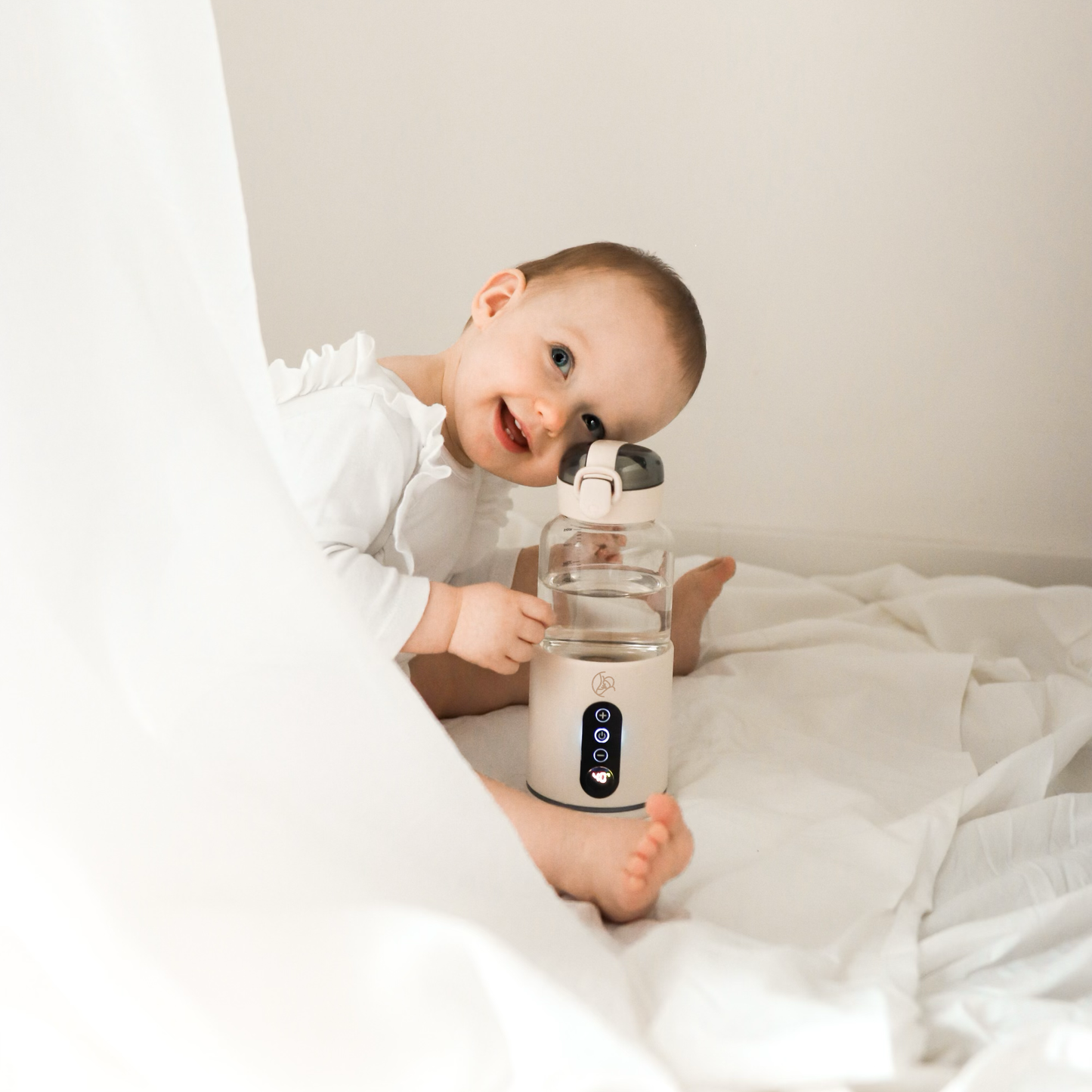 WarmFlow™ – Draadloze Babyflesverwarmer wit
